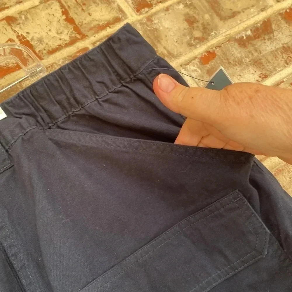 Croft & Borrow Navy Elasticized Sides Plus Size Cargo Shorts - Picture 3 of 14